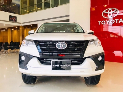Toyota Fortuner TRD phiên bản mới 2020
